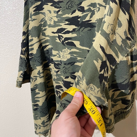 Sold - Picture 6 of 7